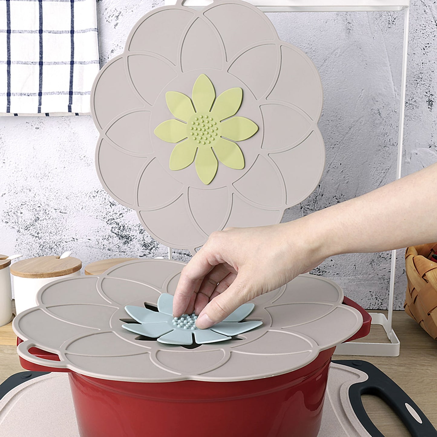 Anti Spill Lid – Set of 3